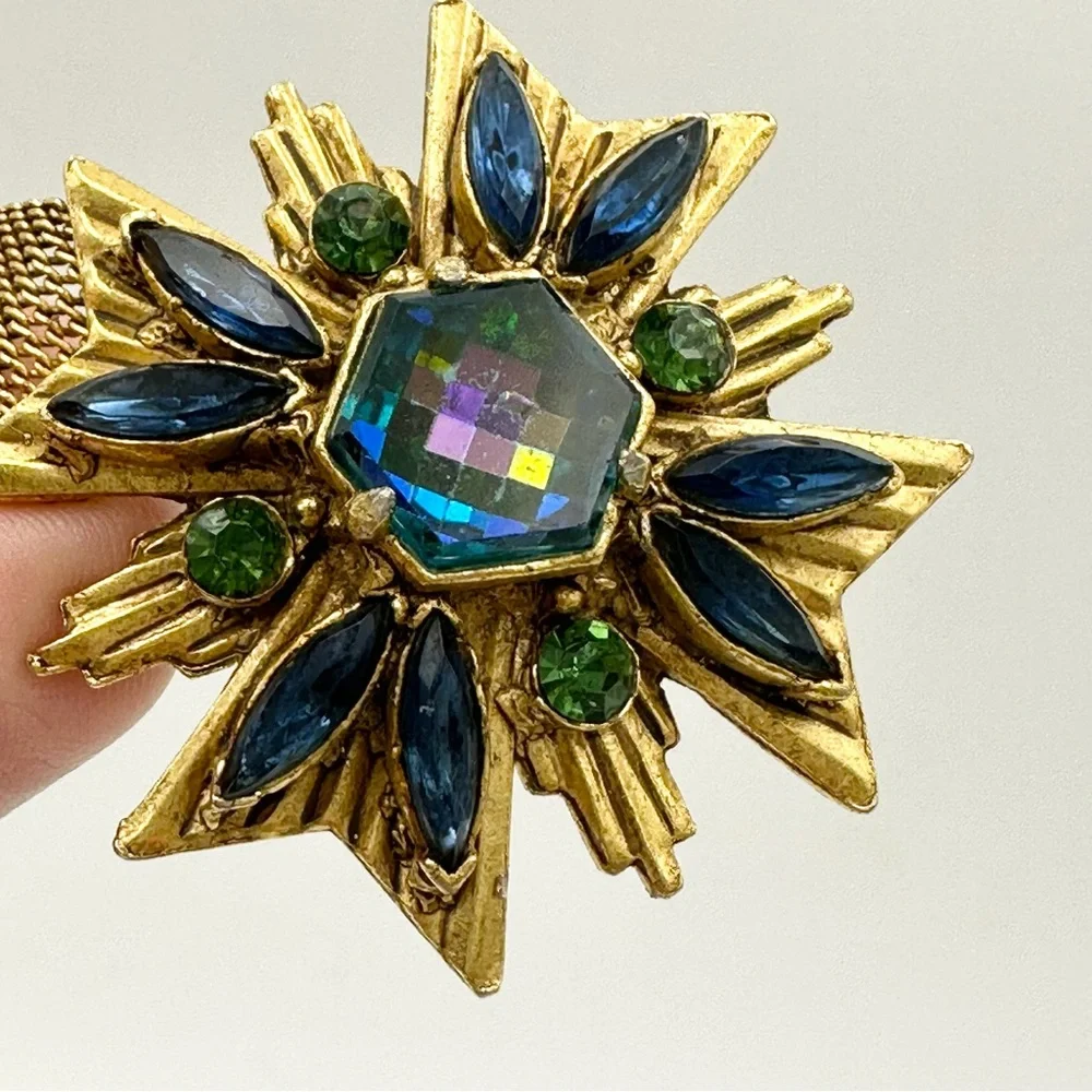 Vintage Florenza Military Style Maltese  Cross Gold Tone Brooch Pin